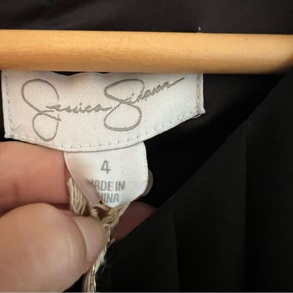 NWT Jessica Simpson Black Elegant Dress Size 4 - Picture 12 of 16